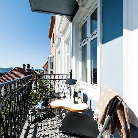 Stunning View Of The Of Fjords Appartement Bergen